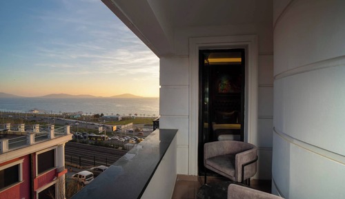 Deluxe Double Room, Balcony