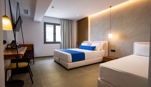 Classic Triple Room (No Balcony)