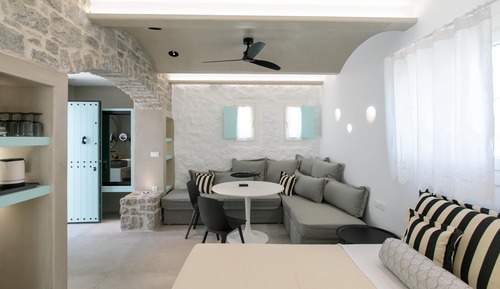 Executive Suite with Private Jacuzzi