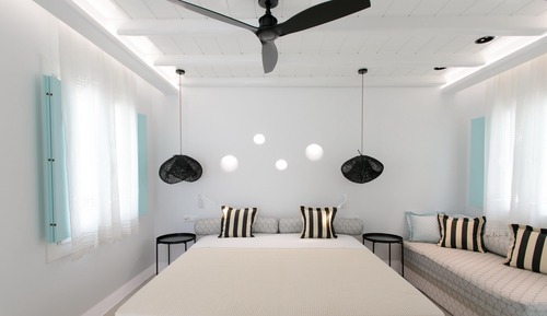 Deluxe Suite with Private Jacuzzi