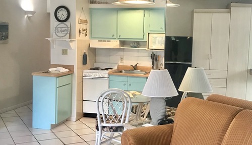 Studio, Ocean View, Beachside (Seascape)