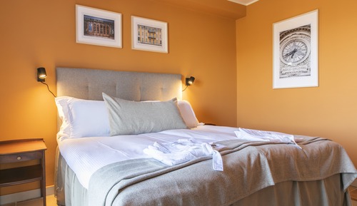 Classic Double Room