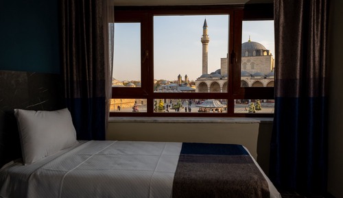 Deluxe Twin Room, City View