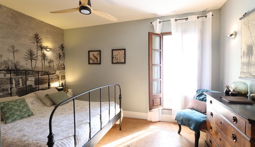 Deluxe Double Room (Syrah)