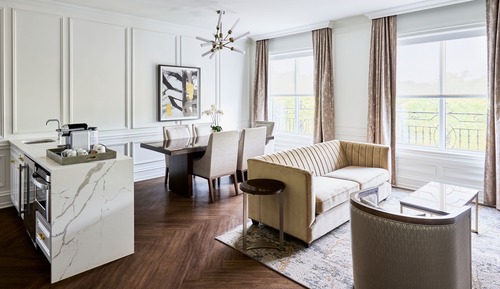 Premier Suite