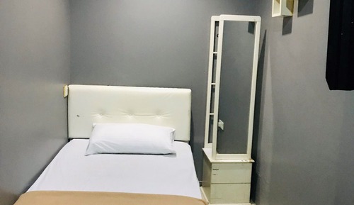 Basic Single Room