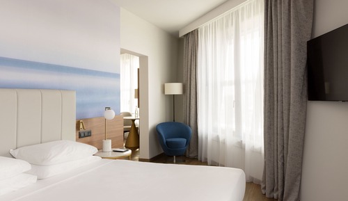 Executive Suite, 1 King Bed, Non Smoking