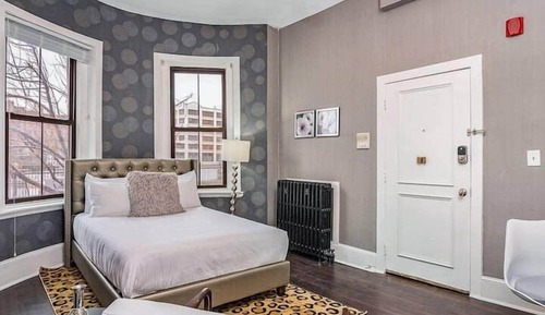 Deluxe Double Room, Shared Bathroom