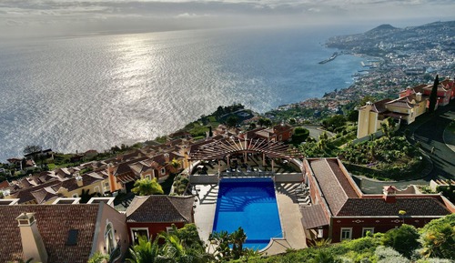 Deluxe Apartment, 1 King Bed with Sofa bed, Garden View, Ground Floor