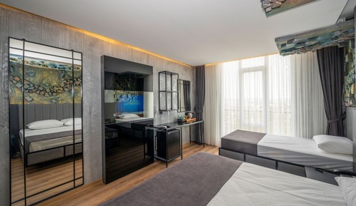 Deluxe Triple Room