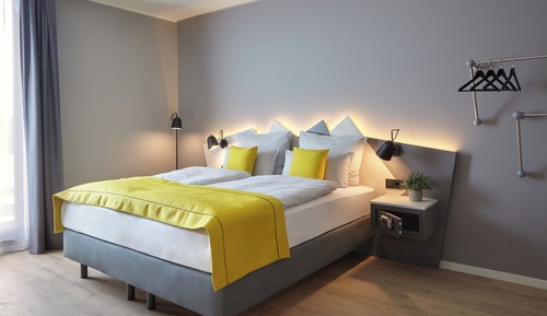 Studio, 1 Queen Bed (Minifridge)