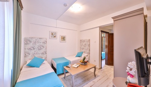 Family Suite, Pool View
