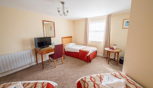Triple Room