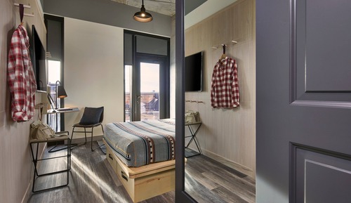 Room, 1 Queen Bed, Balcony (View)