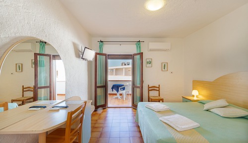 Double Room, 1 Double or 2 Twin Beds, Balcony, Ground Floor
