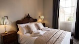 Double Room, Ensuite, Garden View (Bedroom 3)