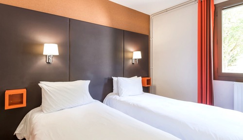 Standard Room, 2 Twin Beds