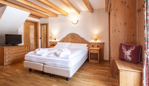 Executive Suite (Classic)