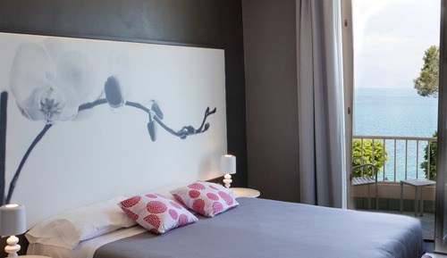 Double or Twin Room, Balcony, Lake View (front lake)