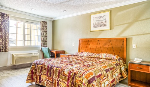 Room, 1 King Bed, Jetted Tub