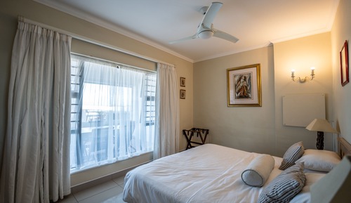 Deluxe Suite 2