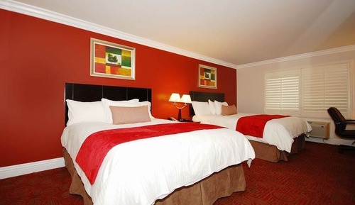 Standard Room, 2 Queen Beds, Non Smoking, Refrigerator & Microwave