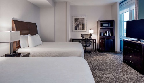 Room, 2 Queen Beds (With Drinks-Snacks)