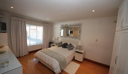 Apartment, Accessible (White Self Catering)