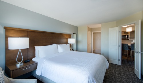 Studio Suite, 1 King Bed, Accessible, Kitchen (Communication, Roll-In Shower)