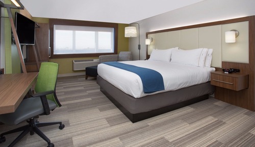 Suite, 1 King Bed with Sofa bed