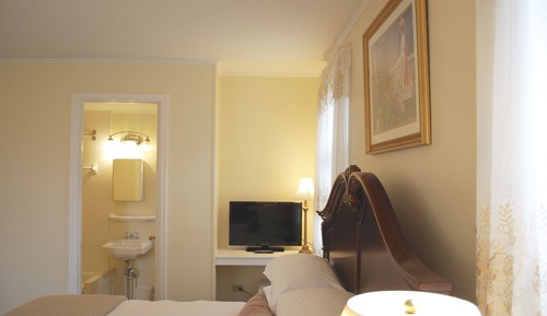 Superior Double Room, Ensuite (Room 6)