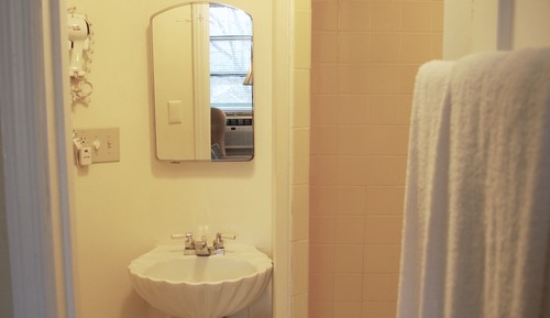 Economy Double Room, Ensuite (Room 23)
