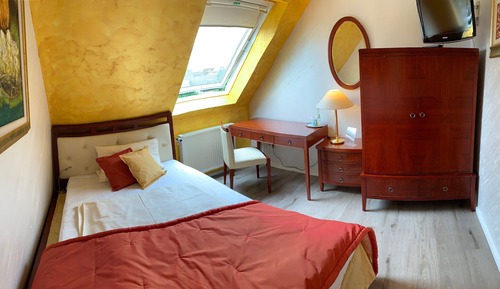 City Single Room