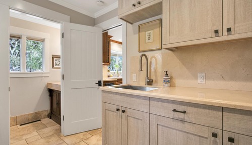 House, Multiple Beds (LX47: Pebble Garden Retreat Home With)