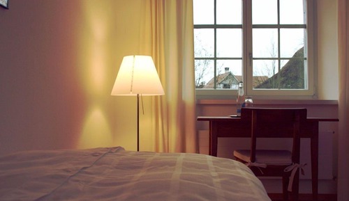 Single Room, Shared Bathroom (Das Waldzimmer)