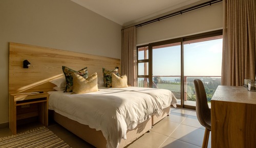 Luxury Room, 2 Twin Beds, Harbor View