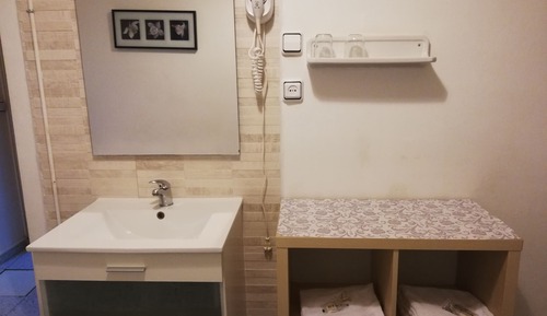 Single Room, Shared Bathroom