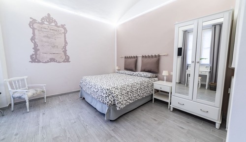 Deluxe Double or Twin Room, Courtyard View (La stanza dell'editto)