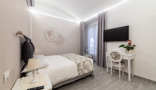 Comfort Double Room, City View (Suite reale)