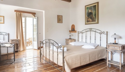 Executive Triple Room, Partial Sea View