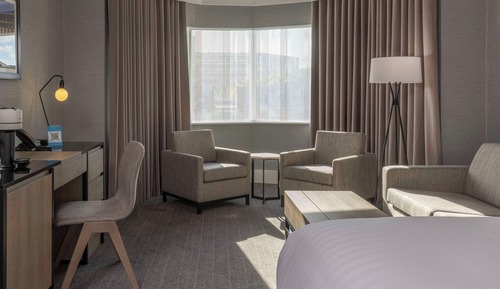 Junior Suite, 1 Super King Bed, Sofa Bed, Quay View