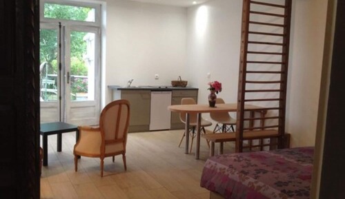 Double Room, Garden View (La Lurcy)