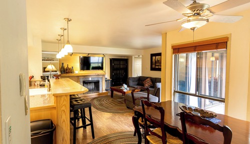 Apartment (2 Bedrooms)