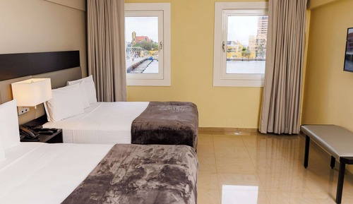 Suite, 2 Queen Beds, Non Smoking