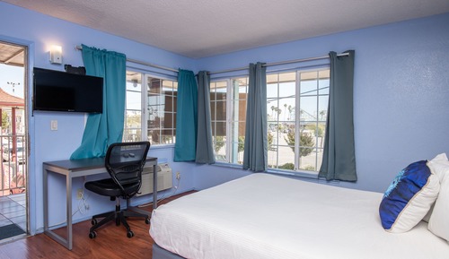 Standard Double Room, 2 Bedrooms, Park View (Kitchenware not included)