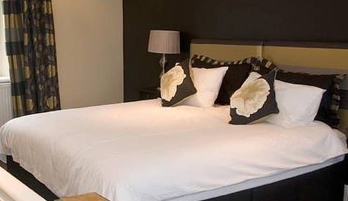 Duplex, Ensuite (The Tower Suite)