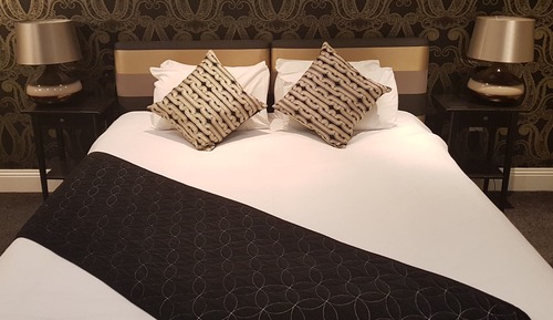 Family Suite, Ensuite (Family Room)