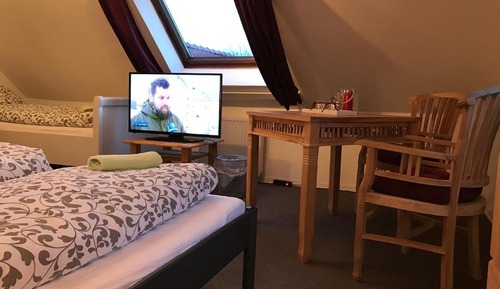 Basic Triple Room