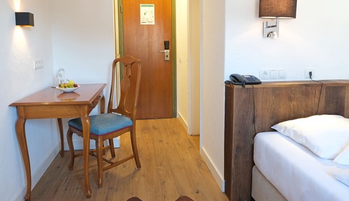 Economy Single Room