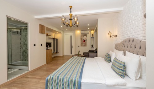 King Room